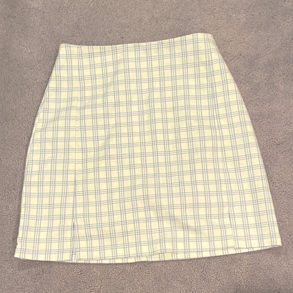 brandy melville white and blue pencil skirt :)